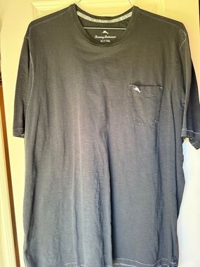 Tommy Bahama Black Short-Sleeve Pocket Crew Tee